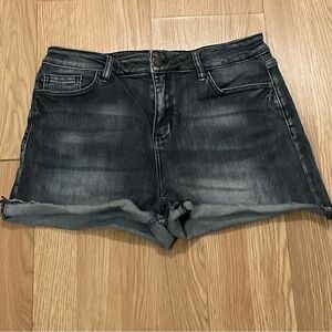 Judy Blue Women’s Large Cut Off Shorts Raw Denim Faded Black Classic Western
